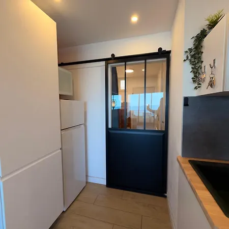 Le 39, Vue Mer, Parking Prive, Wi-fi - Laconciergeriebynina Apartment Palavas-les-Flots